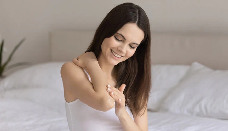 night skincare routine,skin repair at night,nighttime beauty tips,anti-aging night care,glowing skin overnight,best skincare before bed,night cream benefits,reduce wrinkles and fine lines,night routine for glowing skin,daily skin damage recovery,rejuvenating skincare tips