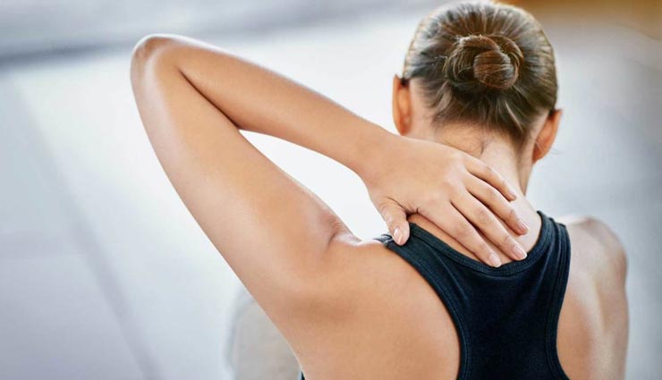 क्या बदन दर्द बना रहा आपको असहाय, जल्द राहत के लिए आजमाए ये घरेलू उपाय