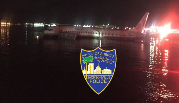 फ्लोरिडा नदी में गिरा बोइंग 737 विमान, सभी 140 लोग सेफ