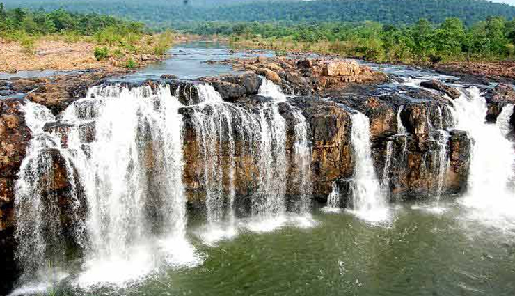 breathtaking waterfalls near hyderabad,refreshing getaway destinations,scenic waterfalls around hyderabad,natural retreats from the city,serene waterfall escapes,hyderabad weekend waterfall trips,tranquil nature hideaways,unspoiled waterfall beauty,relaxing breaks near hyderabad,rejuvenating waterfall experiences