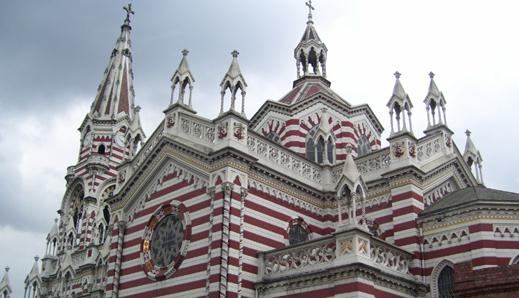 museo del oro,museo botero,cerro monserrate,bogota graffiti tour,andres carne de res,jardin botanico de bogota,la candelaria,santuario nuestra senora del carmen,laguna de guatavita,bogota,places to visit in bogota