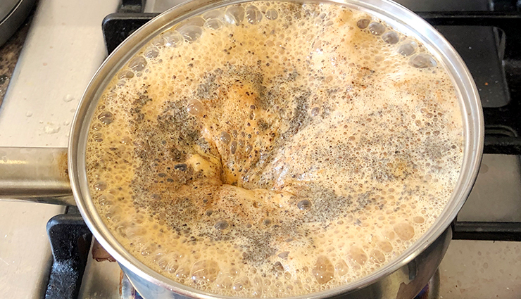 10 Major Side Effects of Over Boiling Milk Tea