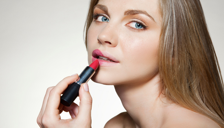 10 Tips to Rock the Bold Lipstick Look