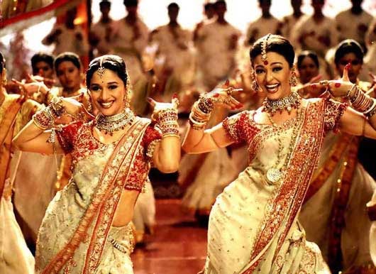 iconic bollywood actress,bollywood actress dance numbers,helen,madhuri dixit,urmila matondkar,aishwarya rai,priyanka chopra