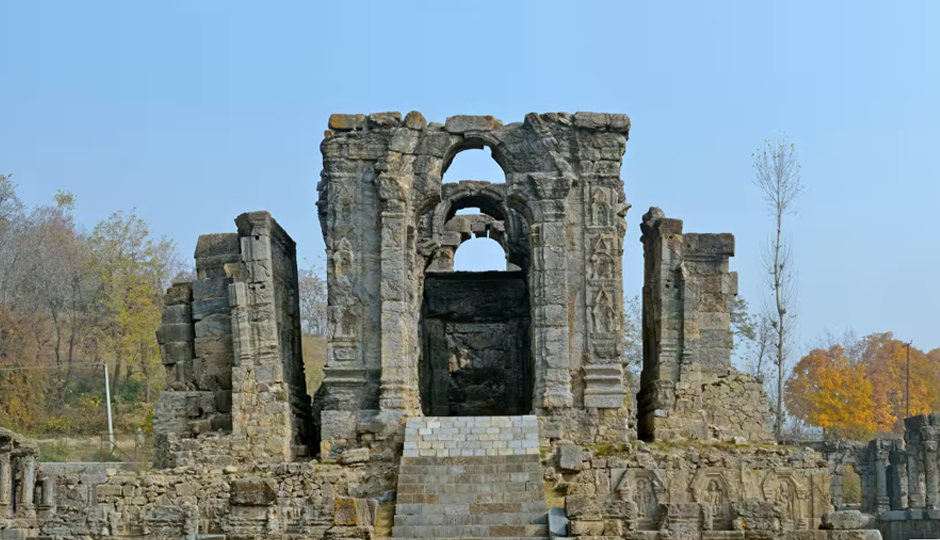 6 Least Known Heritage Sites in India That are Famous in Bollywood Movies