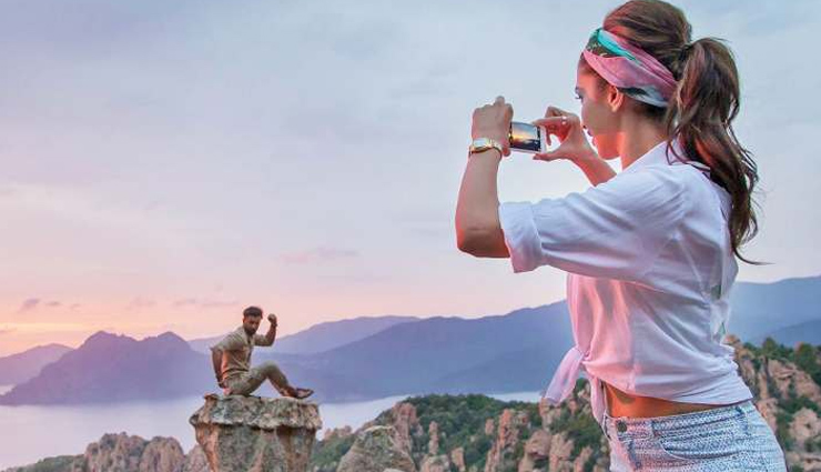 10 Bollywood Movies Will Surely Inspire and Encourage You To Travel