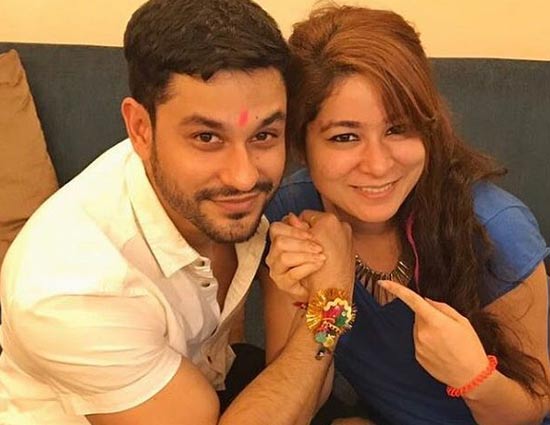 Rakhi 2017- Our Bollywood Celebs Didn't Forgot To Take Out Time For Their Siblings