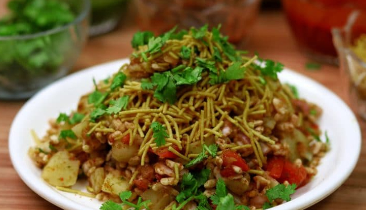 street food in manali,manali street food guide,best street food manali,must-try foods in manali,famous street food manali,manali local delicacies,manali food streets,traditional himachali cuisine manali,popular snacks in manali,manali food culture,manali food tourism,himachal street food,top street foods manali,manali culinary scene,manali food specialties