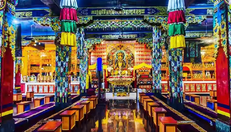 solan tourism,himachal pradesh attractions,gilbert trail,haunted grave of barog,bon monastery,christ church kasauli,monkey point kasauli,darlaghat wildlife sanctuary,moksha himalaya spa,solan brewery,himalayan foothills,kasauli hill station,darlaghat eco-treks,solan industrial hub,mohan meakin limited