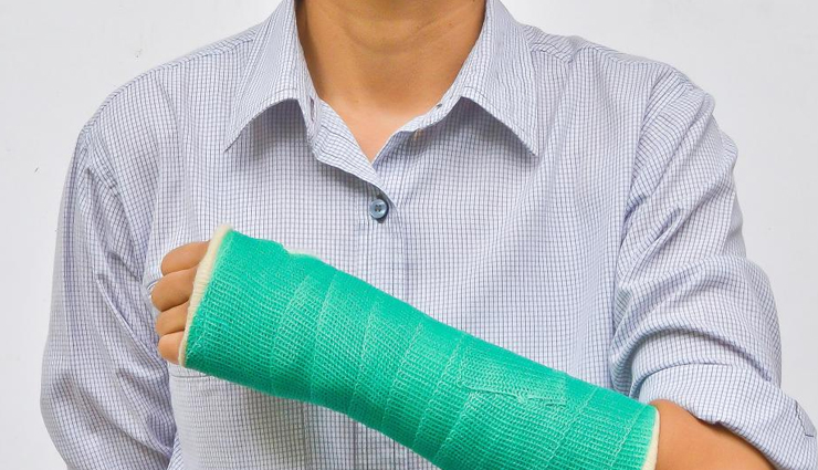 health benefits of tulsi,20 tulsi health benefits,tulsi benefits for wellness,tulsi herbal remedies,tulsi leaves for health,ayurvedic benefits of tulsi,holy basil health benefits,discovering tulsi health advantages,tulsi in ayurveda: a health elixir,herbal remedies: exploring tulsi healing powers,tulsi role in holistic wellness,understanding the 20 health benefits of tulsi