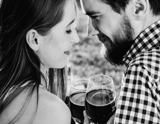 Study - Your man's scent can turn you into a boozer