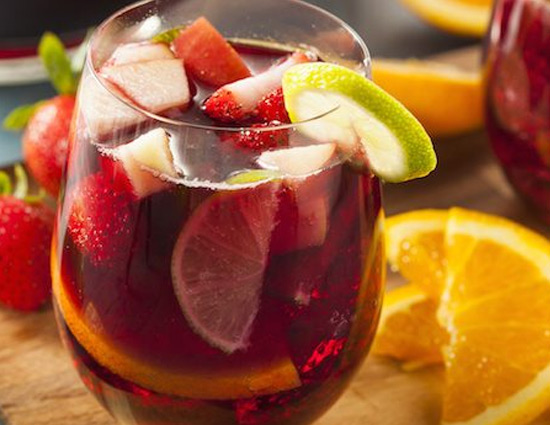 Recipe Deliciously Boozy Fall Apple Cider Sangria