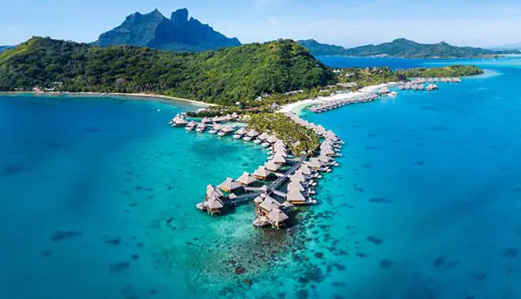 island destinations,10 island destinations,maldives,sri lanka,langkawi,sicily,palawan,milos,mauritius,maui,thailand,bora bora,travel,holidays,travel guide