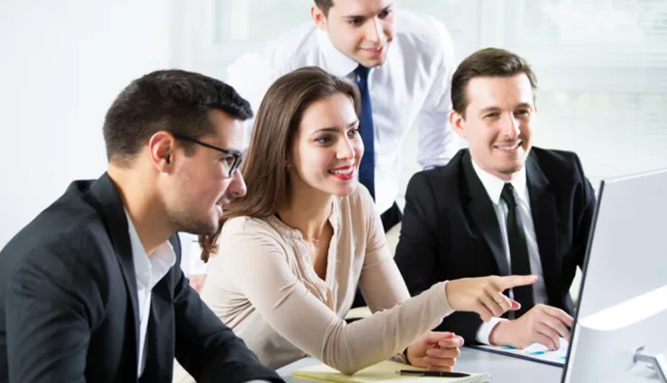 tips to be good friends with your co-worker,how to become a good friend of your co-worker,mates and me,relationship tips