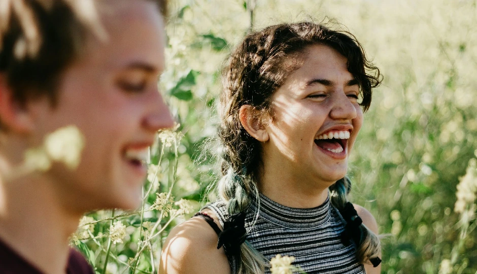 8 Ways To Set Boundaries With Friends