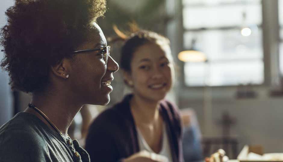 8 Tips To Set Boundaries With Friends