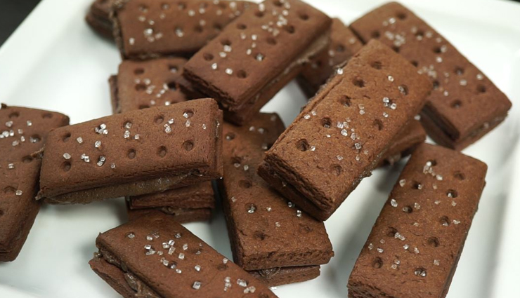 bourbon biscuits,bourbon recipe,biscuits recipe,snacks recipe,sweets recipe