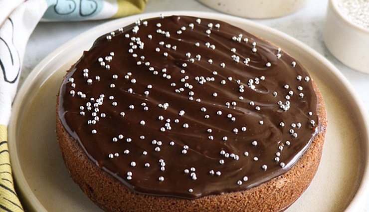 Recipe- Simple and Eggless Bournvita Cake