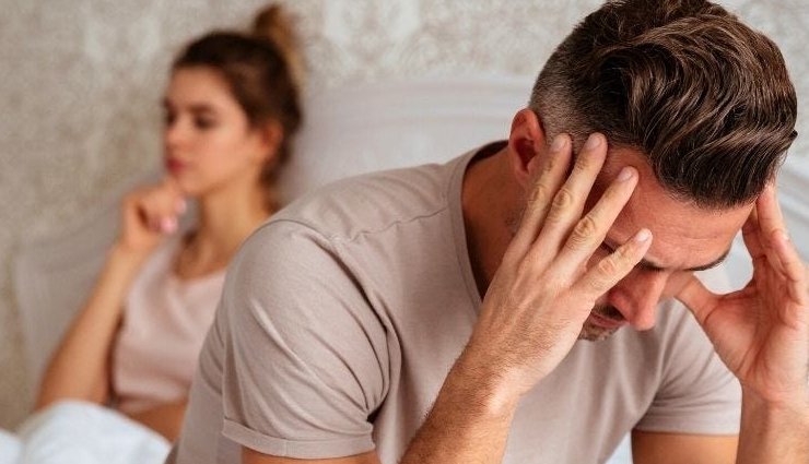 boyfriend talking to ex,reasons for ex communication,relationship communication patterns,dealing with ex-partners in relationships,healthy communication in a relationship,understanding ex interactions,relationship trust and exes,signs of healthy relationship boundaries,ex-partner conversations in relationships,relationship advice for ex communication,jealousy and ex communication,building trust with your boyfriend ex,open communication in love life,overcoming insecurities in relationships,real motivations behind talking to an ex