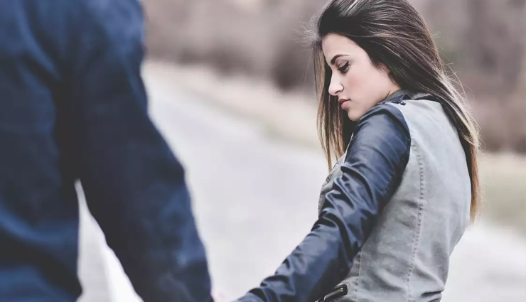 boyfriend talking to ex,reasons for ex communication,relationship communication patterns,dealing with ex-partners in relationships,healthy communication in a relationship,understanding ex interactions,relationship trust and exes,signs of healthy relationship boundaries,ex-partner conversations in relationships,relationship advice for ex communication,jealousy and ex communication,building trust with your boyfriend ex,open communication in love life,overcoming insecurities in relationships,real motivations behind talking to an ex