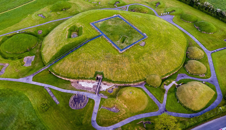 प्राकृतिक व मानव निर्मित सुन्दरता से ओतप्रोत है आयरलैण्ड, वहाँ बसने पर सरकार देगी 71 लाख रुपये tourist places ireland,top attractions ireland,best places to visit in ireland,must-see destinations ireland,famous landmarks ireland,ireland travel guide