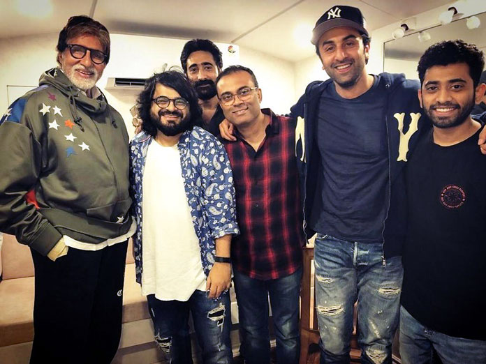 ranbir kapoor,amitabh bachchan,candid picture,brahmastra,entertainment news,alia bhatt,dharma productions