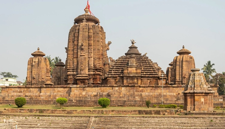 bhubaneswar,amazing destinations in bhubaneswar,bhubaneswar tourist places,bhubaneswar tourism,holidays in bhubaneswar,travel,travel guide,travel tips