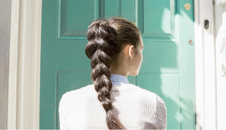 damaged hair solutions,hair repair tips,make damaged hair look better,improve hair appearance,hair care for damaged hair,tips for brittle hair,managing dry hair,black hair damage,brown hair texture,hair protection for damage