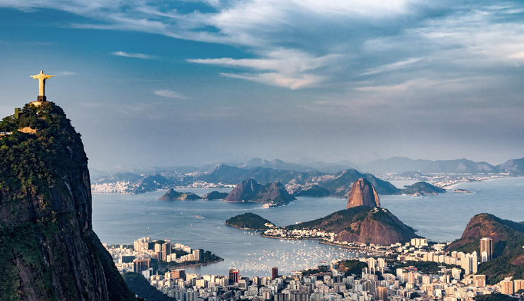 lakes in the world,lakes,travel,holidays