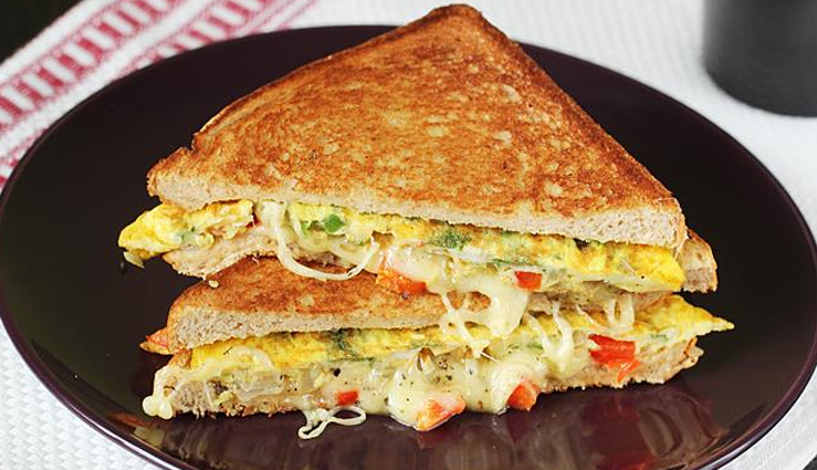 Recipe- Street Style Delicious Bread Omelet