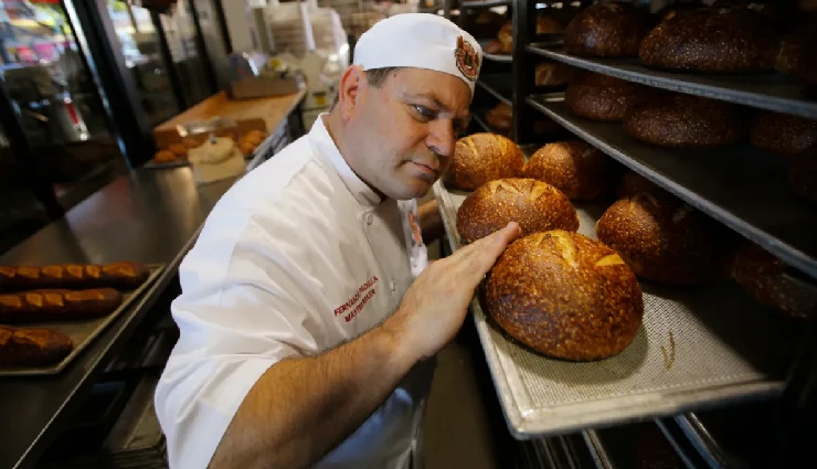 california food,culinary travel,gastronomic wonderland,california cuisine,farm-to-table,michelin-starred dining,street food,coastal seafood,fusion cuisine,plant-based dishes,iconic california foods,must-try dishes,food guide,california holiday packages,west coast flavors,food lovers,california tourism