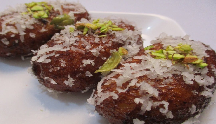 नई मिठाई के स्वाद की तलाश में हैं तो ब्रेड मावा रोल पर करें भरोसा, लाजवाब जायके से झूम उठेगा मन #Recipe 