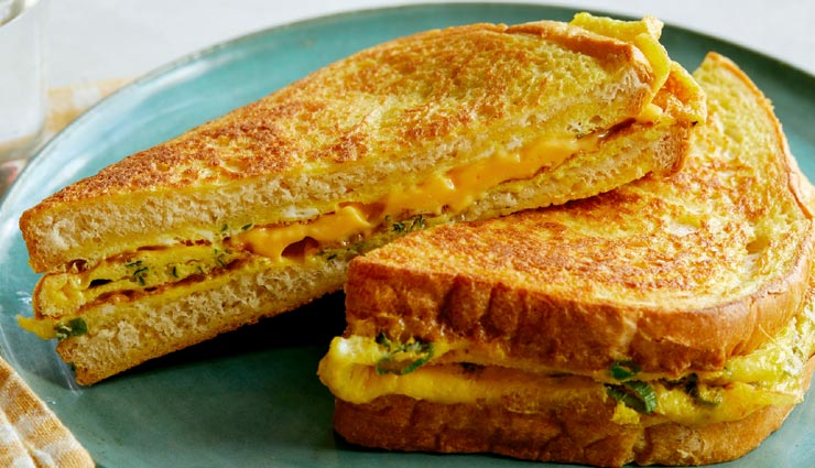 मॉनसून में ले बिना अंडे के ब्रेड ऑमलेट का स्वाद #Recipe bread omelette without egg recipe,recipe,recipe in hindi,special recipe