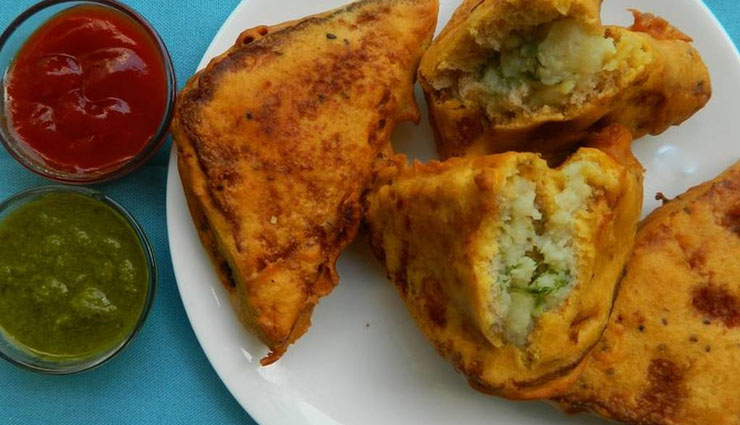 bread pakora,bread pakora recipe,bread recipe,snacks recipe,breakfast recipe