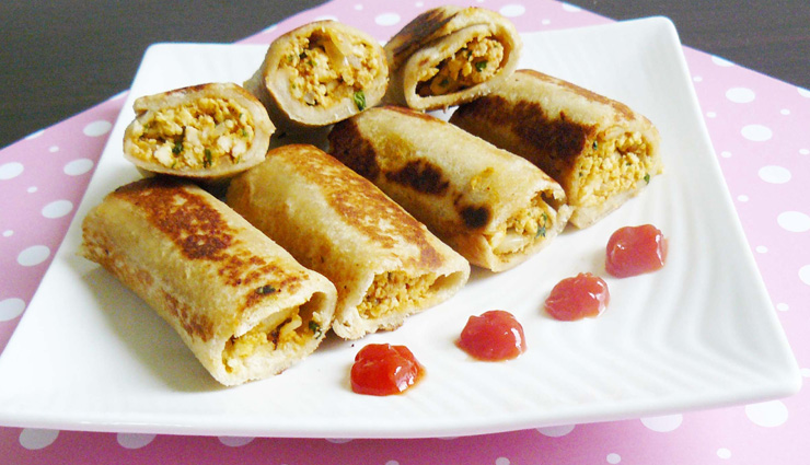 इवनिंग स्नैक्स का बेहतरीन ऑप्शन हैं 'पनीर चीज ब्रेड रोल' #Recipe