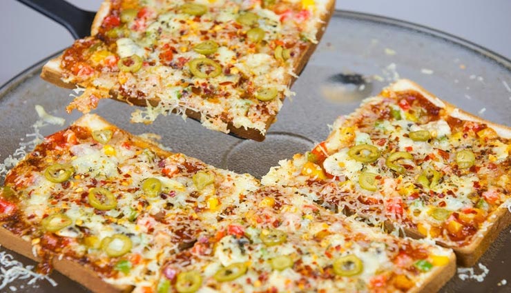 मिनटों में बनेगा 'ब्रेड पिज़्ज़ा', देगा स्पेशल स्वाद का मजा #Recipe मिनटों में बनेगा 'ब्रेड पिज़्ज़ा', देगा स्पेशल स्वाद का मजा #Recipe