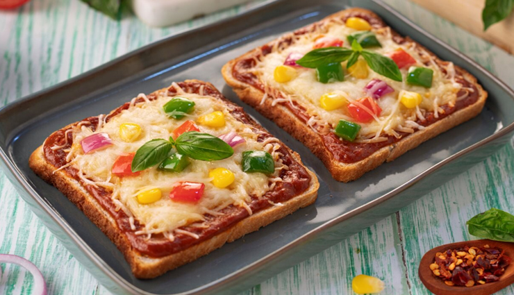 मिनटों में तैयार करें बच्चों का पसंदीदा ब्रेड पिज्जा, मिलेगी आपको तारीफ #Recipe 