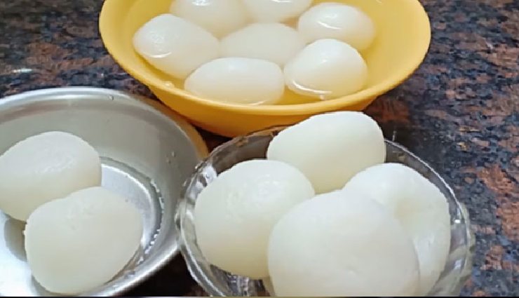 bread rasgulla,bread rasgulla ingredients,bread rasgulla recipe,bread rasgulla home,bread rasgulla sweet dish,bread rasgulla delicious,bread rasgulla white