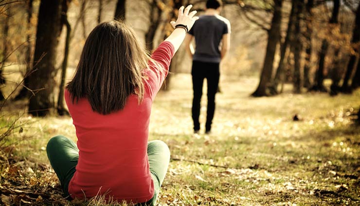 ब्रेकअप के दर्द को ना होने दे खुद पर हावी, रखें इन बातों का ध्यान