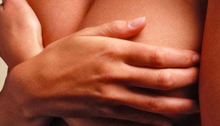 hina khan breast cancer news,types of breast cancer,causes of breast cancer,symptoms of breast cancer,breast cancer treatment options,popular tv actress breast cancer,breast cancer awareness,hina khan health update