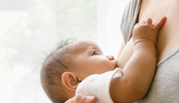 breastfeeding positions,Health,Health tips ,बच्चों को स्तनपान,हेल्थ,हेल्थ टिप्स
