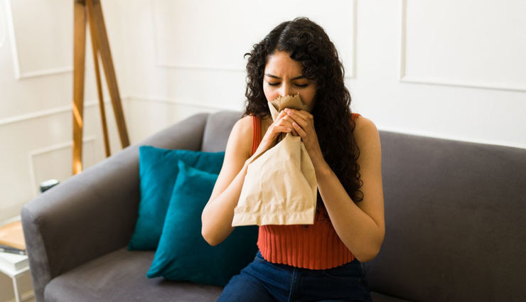 home remedies for hiccups,how to stop hiccups fast,natural remedies for hiccups,ways to get rid of hiccups,cure hiccups at home,hold breath for hiccups,drink water for hiccups,hiccups treatment,stop hiccups naturally,remedies for chronic hiccups