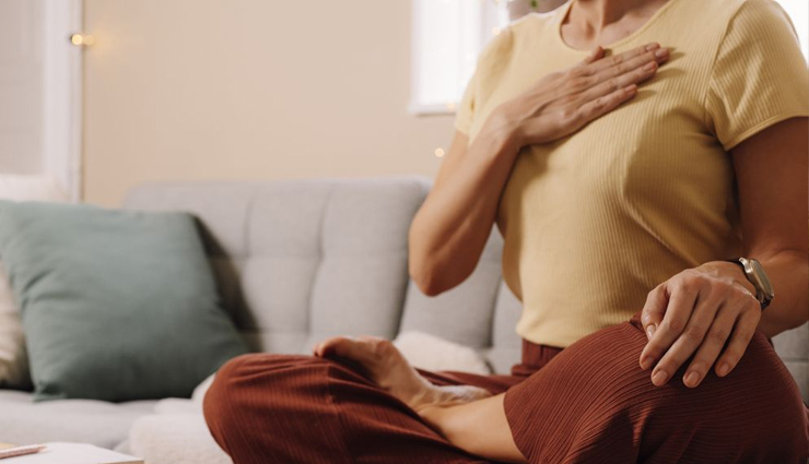 increase oxygen levels naturally,boost oxygen levels,natural ways to increase oxygen,breathing exercises for oxygen,iron-rich foods for oxygen,fresh air for oxygen,benefits of indoor plants,good posture for oxygen,quit smoking for oxygen,antioxidant-rich foods for oxygen