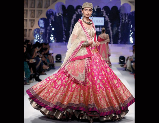 5 Latest Indian Wedding Dress Collection