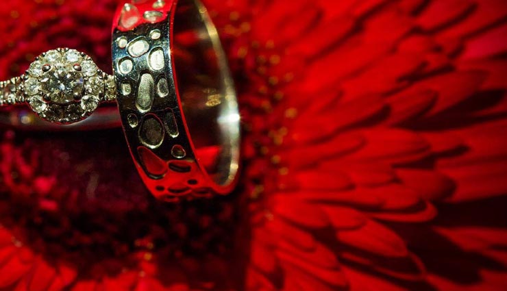 astrology tips,astrology tips in hindi,women in the dream,dream importance according astro,dream indicates death