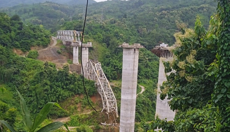 मिजोरम रेलवे पुल दुखान्तिका: 26 मरे, 22 शव बरामद, PM प्रधानमंत्री ने की 2 लाख रुपये मुआवजे की घोषणा