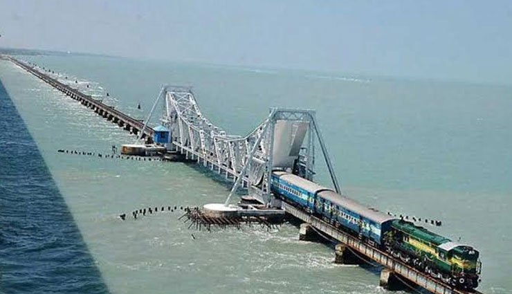 bridges in india,outstanding bridges in india,india,dhola sadiya bridge,assam,mahatma gandhi setu,bihar,indira gandhi setu,tamil nadu,rajiv gandhi setu,maharashtra,rabindra setu,west bengal