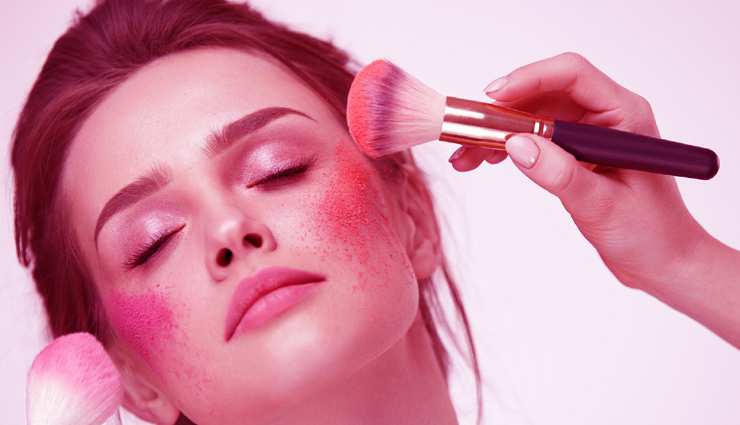 chubby cheeks using makeup,hide chubby cheeks using makeup,makeup tips,beauty,beauty tips,skin care tips,simple beauty tips