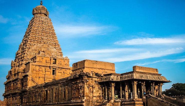 famous temples in tamil nadu,best temples to visit in tamil nadu,ancient temples in tamil nadu,temples of tamil nadu,tamil nadu temple tour,temples in tamil nadu with historical significance,south india temple tour,famous hindu temples in tamil nadu,tamil nadu temple architecture,temples near chennai tamil nadu
