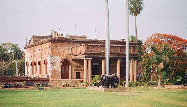 lucknow,sightseeing places in lucknow,major sightseeing places in lucknow,tourist places in lucknow,uttar pradesh,travel,travel guide,travel tips